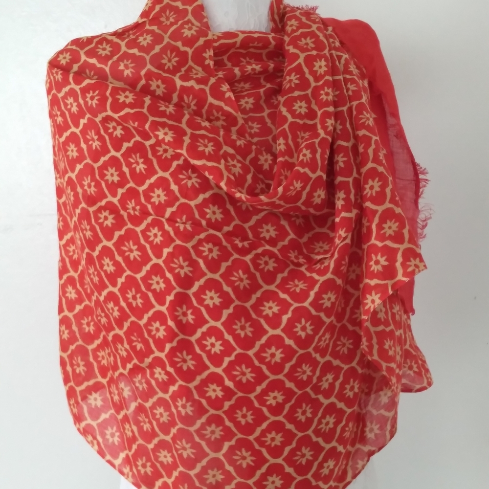 Rock Flower Paper Red scarf